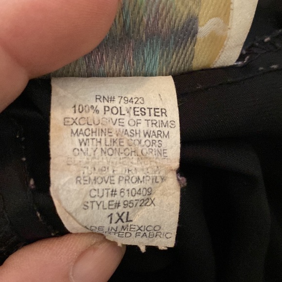 DENTELLE Silk Blend Robe - Picture 9 of 9